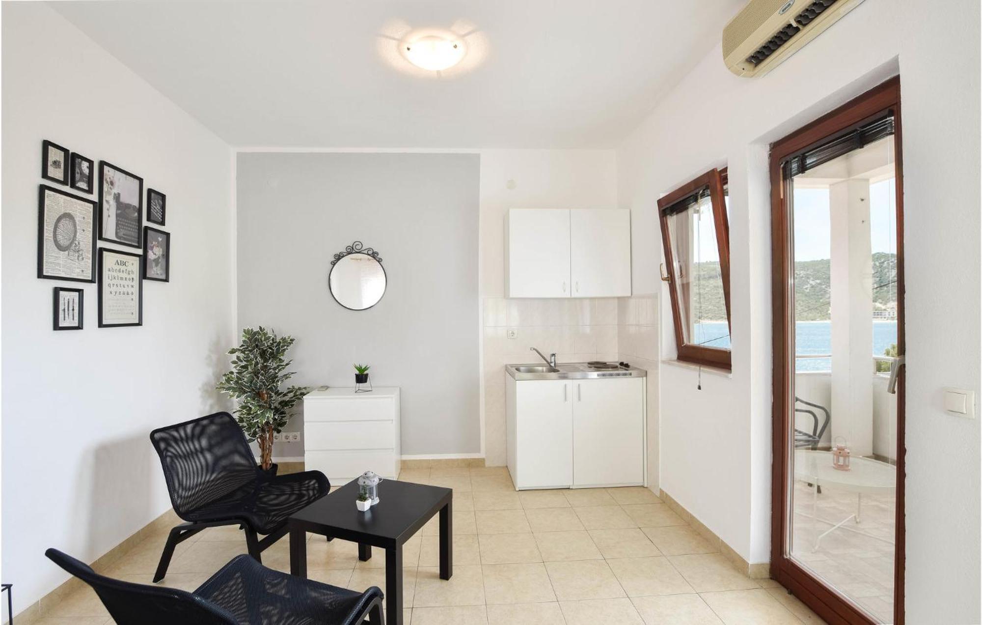Nice Home In Poljica With House Sea View مارينا المظهر الخارجي الصورة