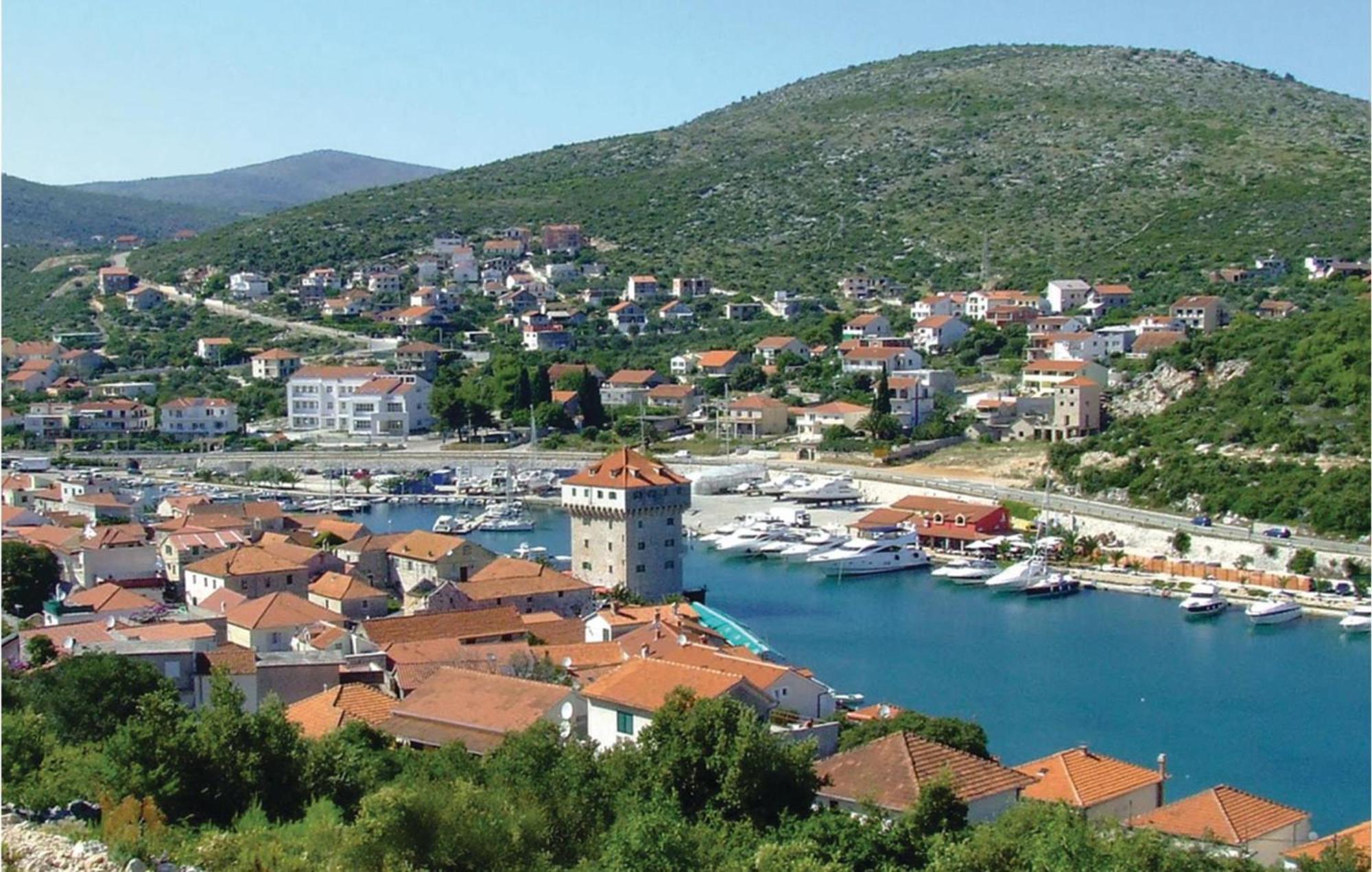 Nice Home In Poljica With House Sea View مارينا المظهر الخارجي الصورة