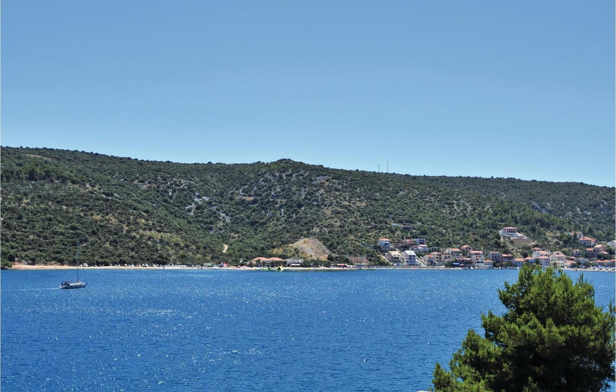 Nice Home In Poljica With House Sea View مارينا المظهر الخارجي الصورة