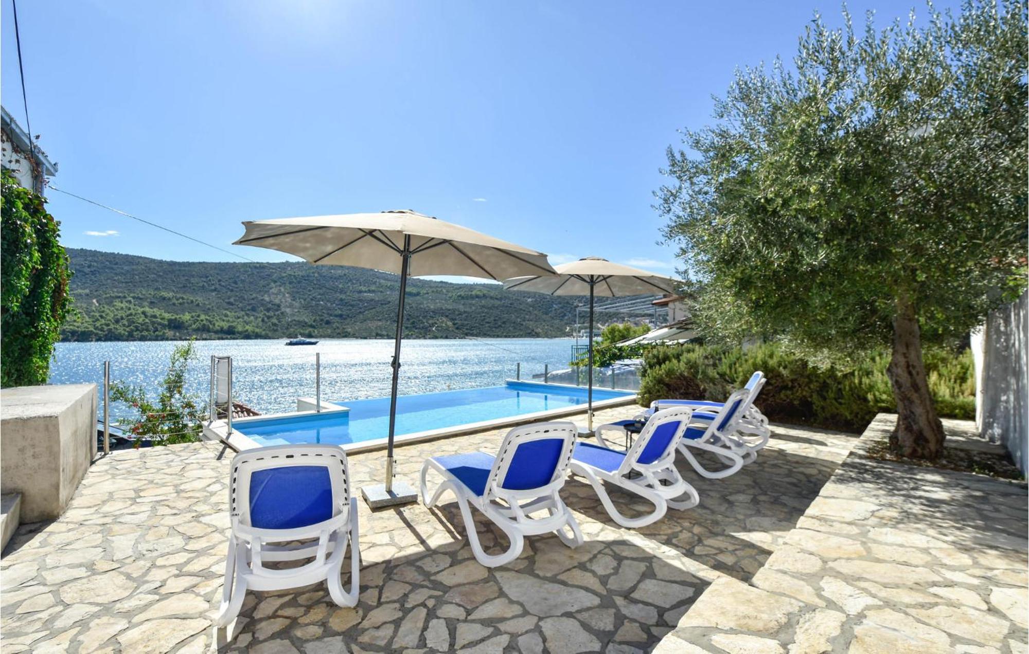 Nice Home In Poljica With House Sea View مارينا المظهر الخارجي الصورة