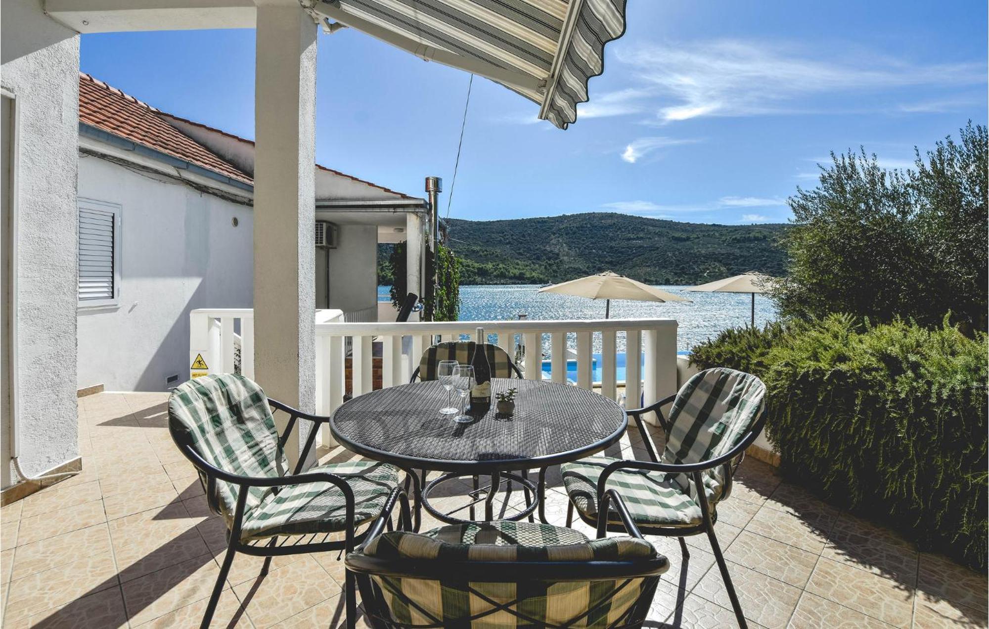 Nice Home In Poljica With House Sea View مارينا المظهر الخارجي الصورة