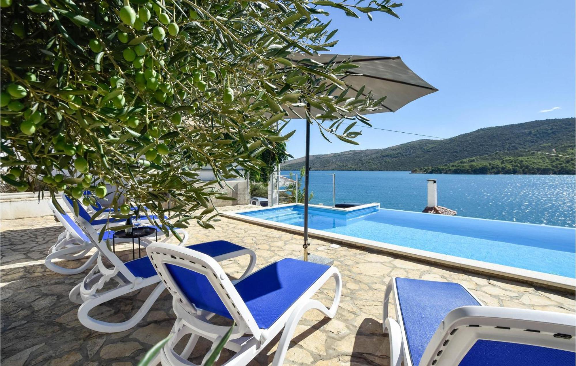 Nice Home In Poljica With House Sea View مارينا المظهر الخارجي الصورة